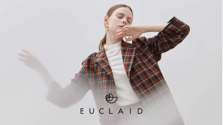 新作からsaleアイテム等お得な商品満載 フィットミーモア トルコ製素材フラワープリントワンピース ダークブルー El ひざ丈ワンピース Made2mentor Com