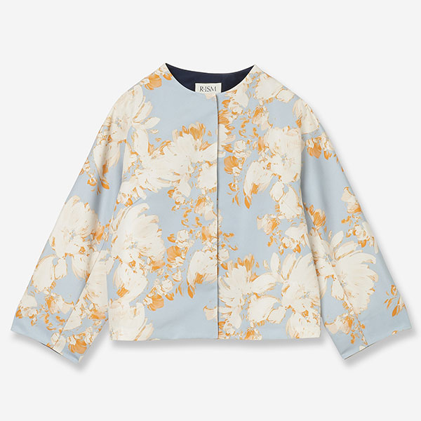 【NEW ITEM】あなたはどっち派?「白&黒アイテム」で作る春の新作コーデ