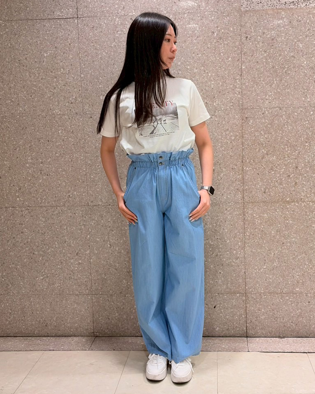 SNAP_165_81122604_81052605A